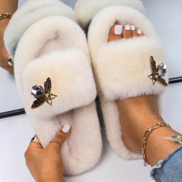 Fluffy Slippers Rhinestone Butterfly Faux Fur Slides Women Sandals Platform Flip Flops Custom Indoor Slippers Luxury Flat Shoes