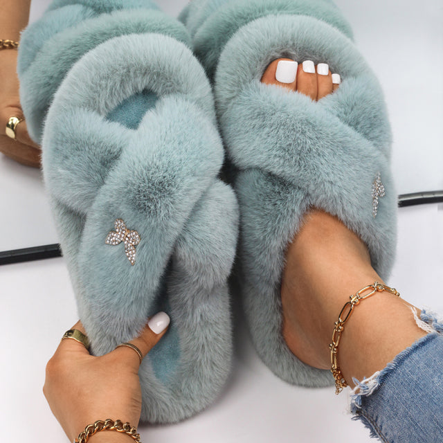 Fluffy Slippers Rhinestone Butterfly Faux Fur Slides Women Sandals Platform Flip Flops Custom Indoor Slippers Luxury Flat Shoes