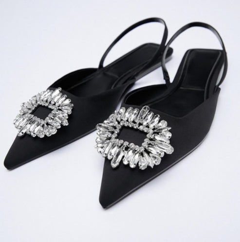 Summer New Rhinestone Pointed Toe Sexy Women Sandals Wear Baotou Set of Feet All-match Banquet Woman Sandals Flat Shoes
